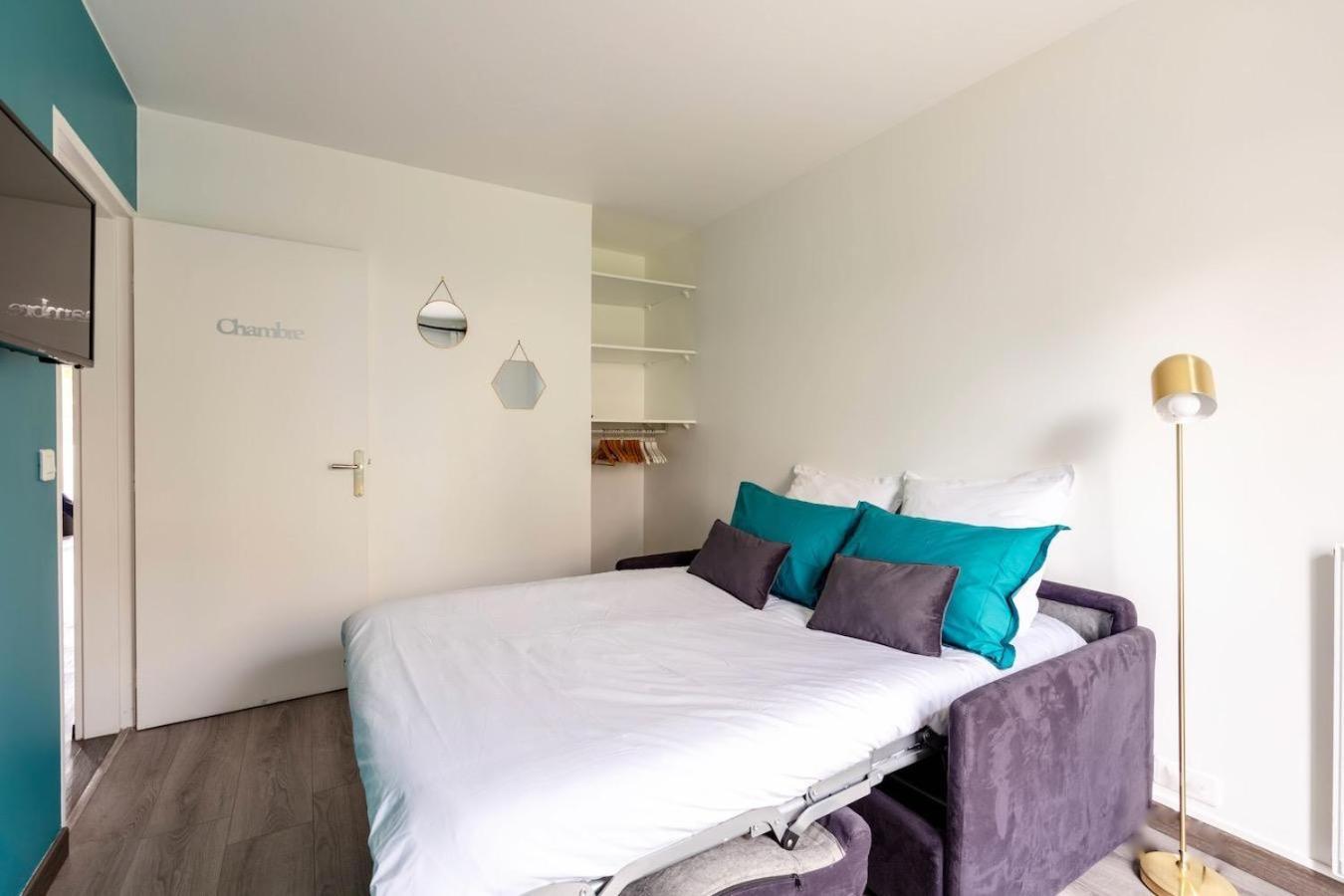 Charmant Refuge Avec Jardin, A 6 Minutes A Pied Du Metro Creteil L Echat-Lovely Retreat With Garden, Located A 6-Minute Walk From Creteil L Echat Metro Station Buitenkant foto