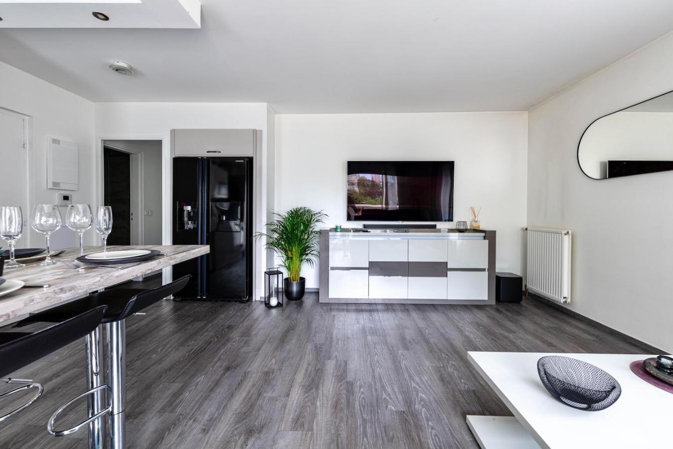 Charmant Refuge Avec Jardin, A 6 Minutes A Pied Du Metro Creteil L Echat-Lovely Retreat With Garden, Located A 6-Minute Walk From Creteil L Echat Metro Station Buitenkant foto